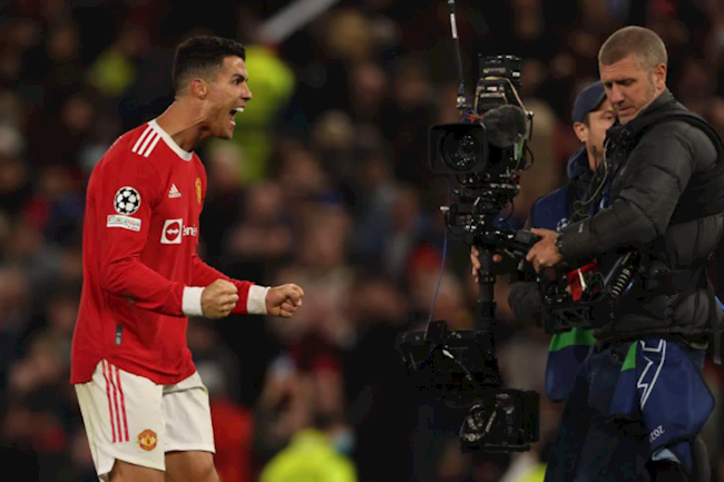 Ronaldo giúp MU đánh bại Atalanta 3-2 Ronaldo giúp MU đánh bại Atalanta 3-2