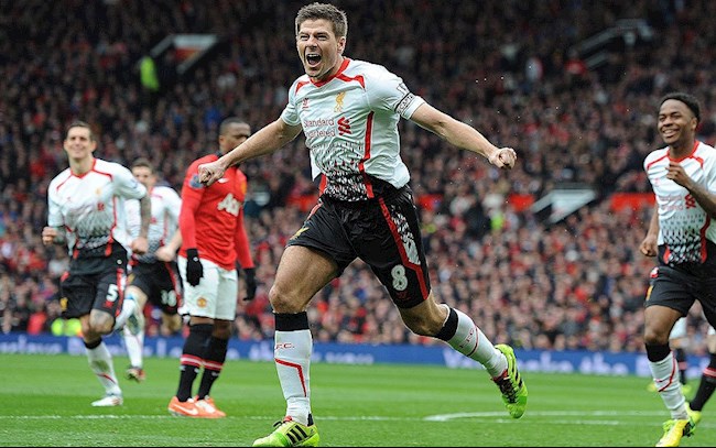 Gerrard có cú đúp ghi bàn từ chấm 11m ở trận MU 0-3 Liverpool
