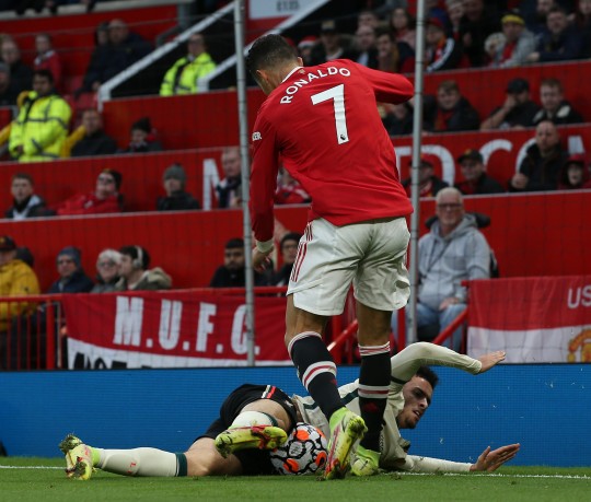 Klopp cho rằng Ronaldo xứng đáng phải nhận thẻ đỏ Klopp cho rằng Ronaldo xứng đáng phải nhận thẻ đỏ