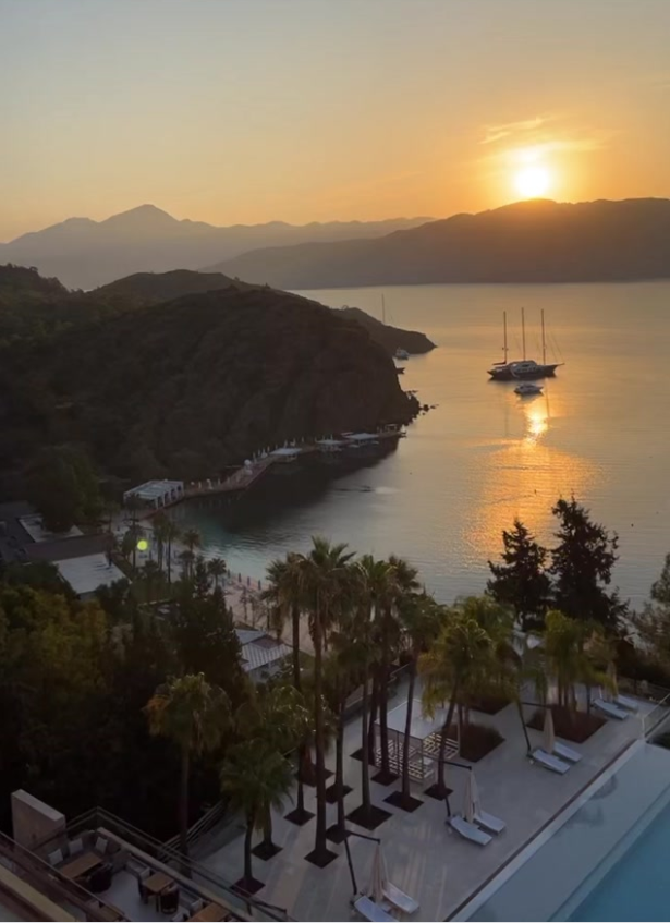 Khung cảnh tuyệt đẹp nơi vợ chồng Terry đặt chân đến