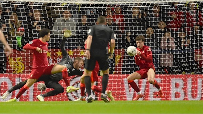 Liverpool đã may mắn khi không bị thủng lưới trong hiệp 1 Liverpool đã may mắn khi không bị thủng lưới trong hiệp 1