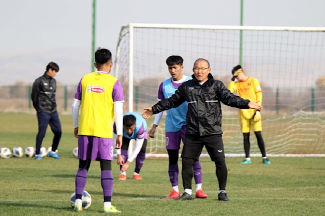 HLV Park Hang Seo yêu cầu các học trò dồn sức đánh bại U23 Myanmar HLV Park Hang Seo yêu cầu các học trò dồn sức đánh bại U23 Myanmar