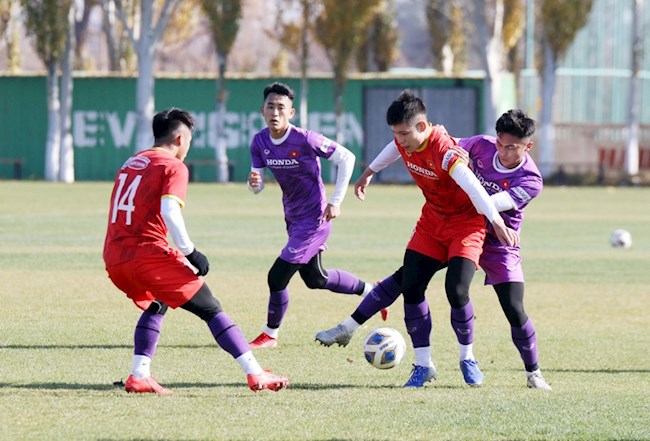 Hai Long và các đồng đội đang rất quyết tâm trước trận U23 Việt Nam vs U23 Myanmar Hai Long và các đồng đội đang rất quyết tâm trước trận U23 Việt Nam vs U23 Myanmar