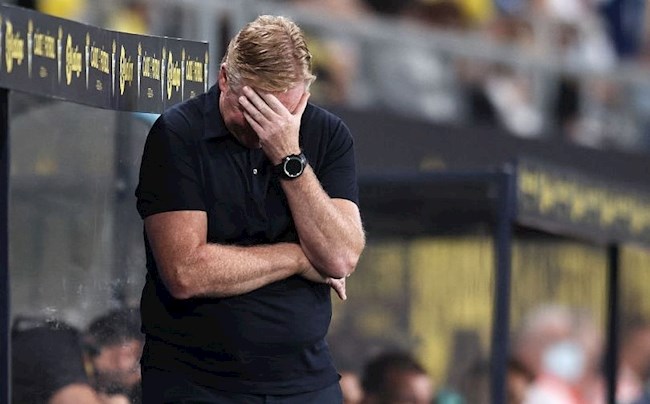 HLV Ronald Koeman sẽ an toàn tới tháng 11