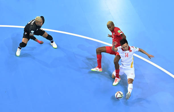 Nguyễn Văn Hiếu giành bàn thắng đẹp nhất futsal World Cup 2021 hình ảnh