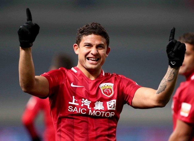 Elkeson, niềm hy vọng của tuyển Trung Quốc bên cạnh Wu Lei