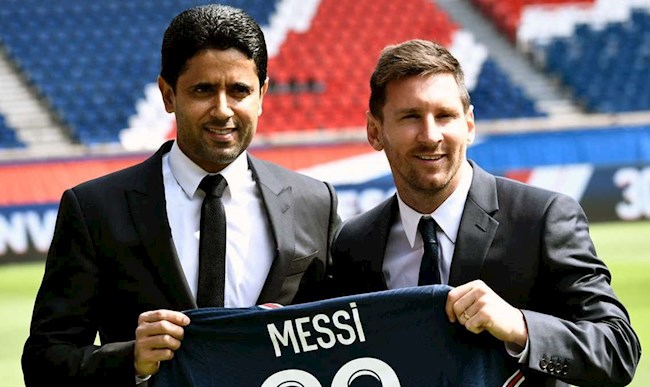 PSG mua Messi PSG mua Messi