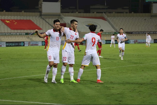 Vượt mặt Son Heung Min, trung phong số 1 ĐT Việt Nam lập thành tích ấn tượng