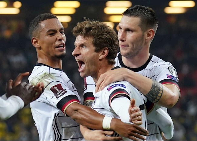 Vào sân thay người, Muller đã đem về bàn quyết định chiến thắng cho Đức