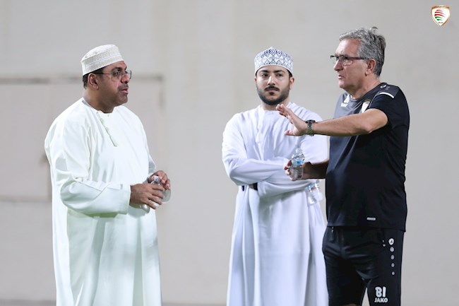 Lãnh đạo ĐT Oman Lãnh đạo ĐT Oman