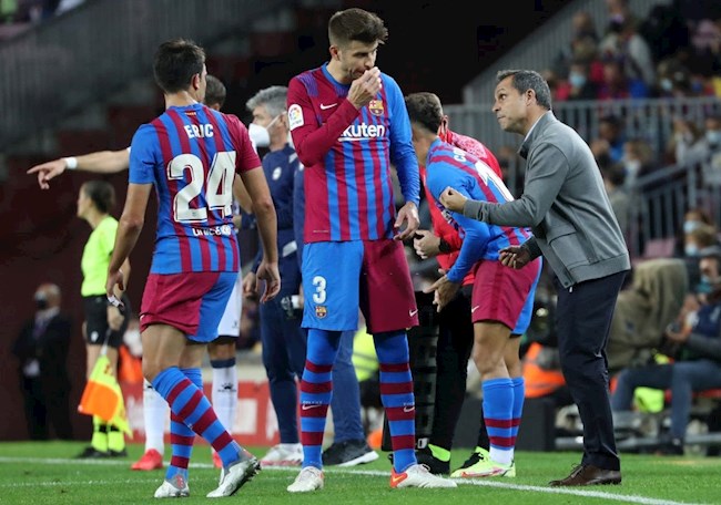 Cầu thủ Barca bất mãn với phát ngôn của HLV tạm quyền