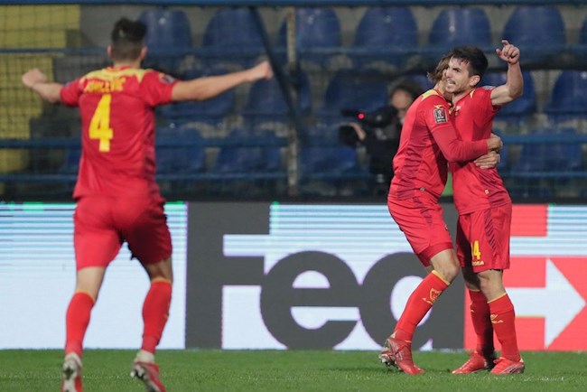Không còn động lực song Montenegro vẫn chơi máu lửa để rồi xứng đáng có màn ngược dòng Không còn động lực song Montenegro vẫn chơi máu lửa để rồi xứng đáng có màn ngược dòng