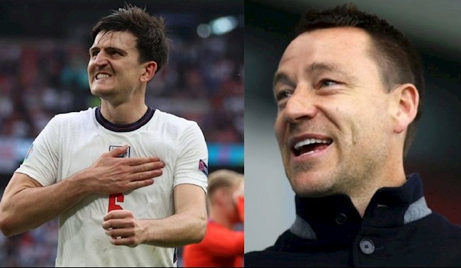 Chúc mừng Maguire, Terry tranh thủ cà khịa Roy Keane