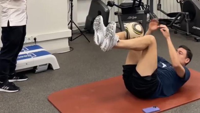 Đặng Văn Lâm đang hồi phục thần kỳ