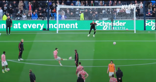 Van de Beek và vai trò mới ở MU