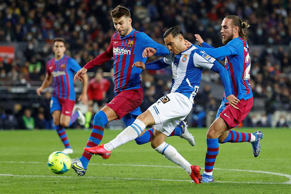 De Tomas bỏ lỡ 3 cơ hội ngon ăn ở trận này De Tomas bỏ lỡ 3 cơ hội ngon ăn ở trận này