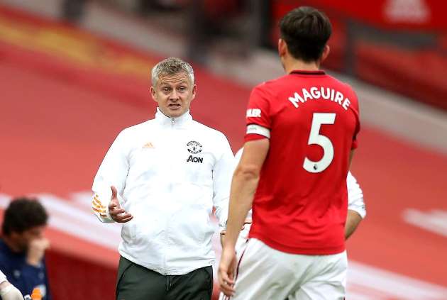 Đá bay ghế của Ole, Harry Maguire phản ứng thế nào?