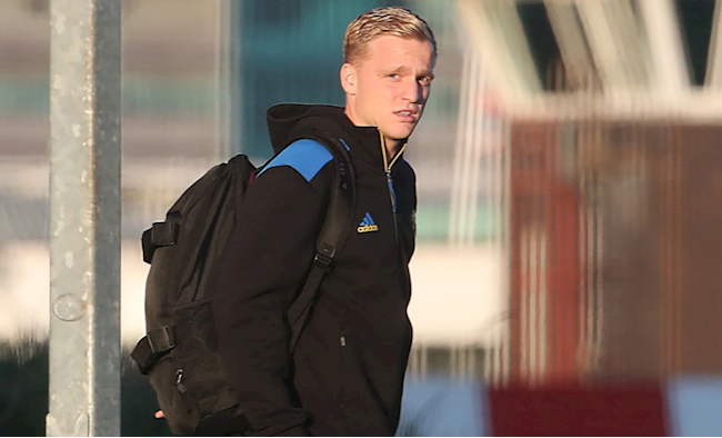 Van de Beek hy vọng được đá chính trước Villarreal sau bàn thắng trước Watford