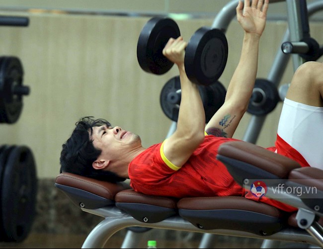 ĐT Việt Nam tập gym