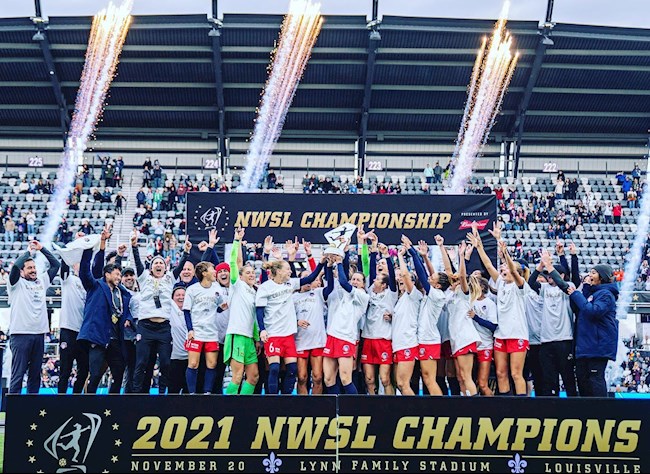 Lee Nguyễn Lee Nguyễn