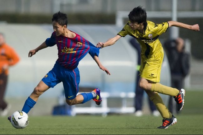 lee seung-woo "Messi Hàn" gia nhập Hà Nội FC: Đồng đội cũ Công Phượng, 2 lần xé lưới Việt Nam