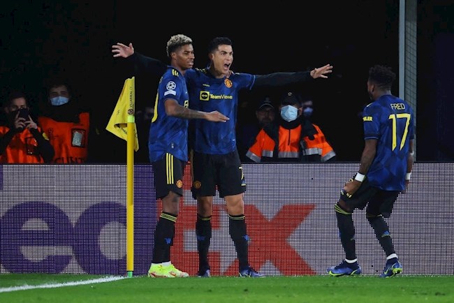 HLV Unai Emery hết lời khen ngợi Michael Carrick