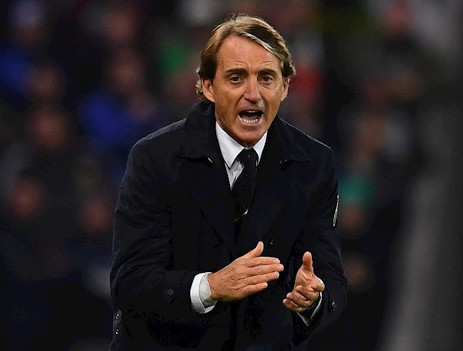 HLV Roberto Mancini thất vọng với kết quả bốc thăm