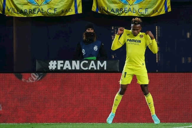 Chukwueze đem về bàn gỡ hòa cho Barca