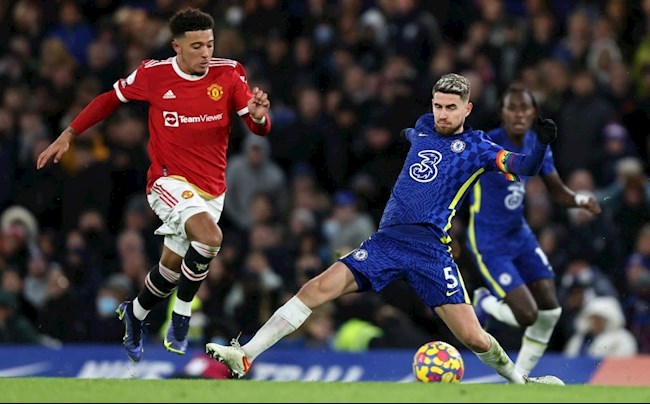 HLV Tuchel có lời bào chữa kỳ lạ cho sai lầm của Jorginho trước MU