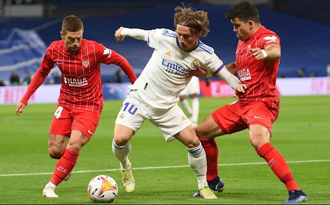 Modric thông cảm cho Madrid