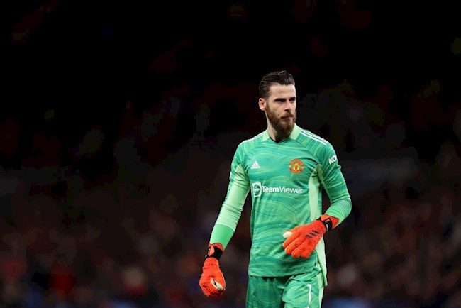 De Gea mắc sai lầm khiến MU thủng lưới