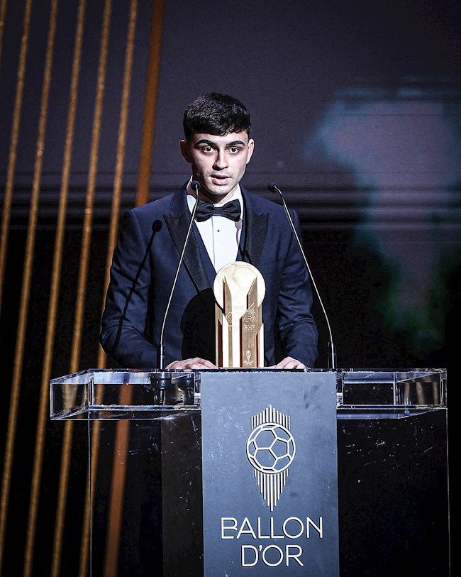 Sao mai Barcelona nói gì khi giành QBV 2021 cho cầu thủ trẻ hình ảnh