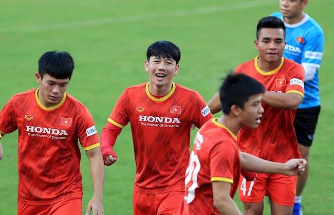 Chờ màn tái xuất của Minh Vương