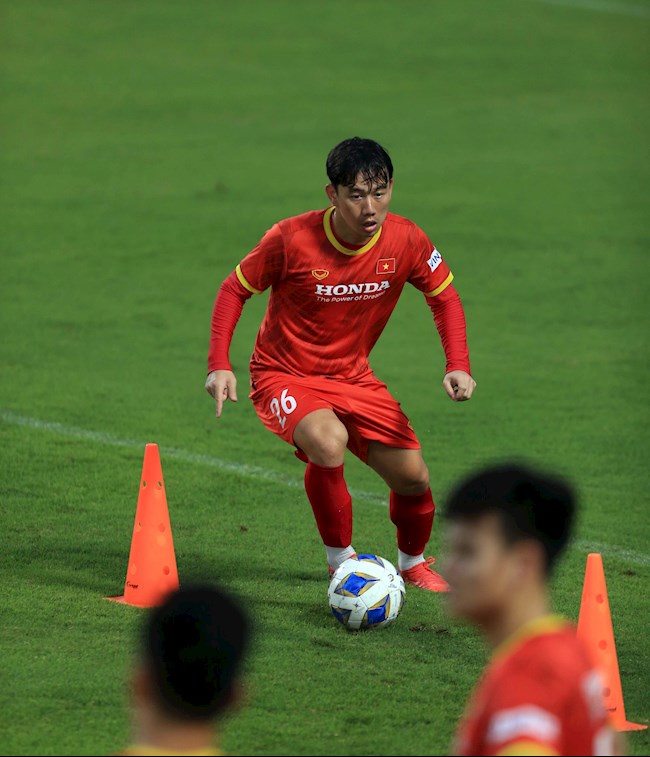 Minh Vương bỏ lỡ trận Việt Nam đấu Saudi Arabia hình ảnh