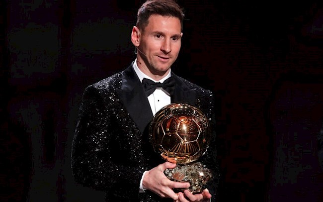 Messi chưa bao giờ nghĩ mình là cầu thủ hay nhất lịch sử
