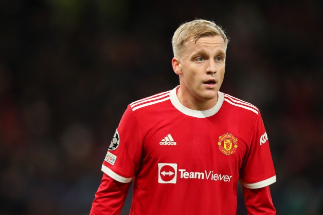 Everton từ bỏ thương vụ Donny van de Beek