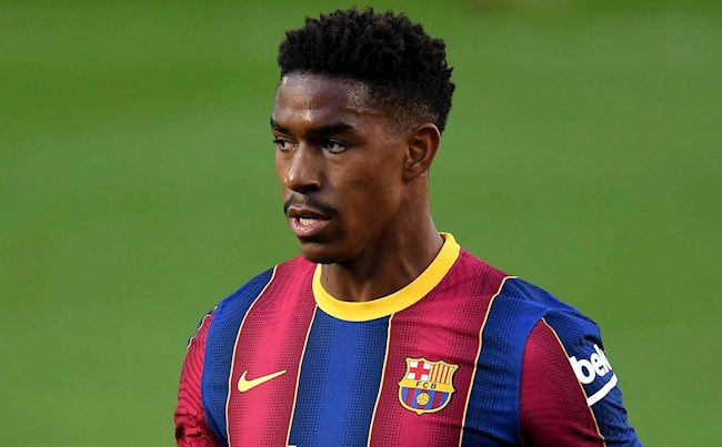 Người cũ Barca tiết lộ chuyện bị Koeman lừa dối