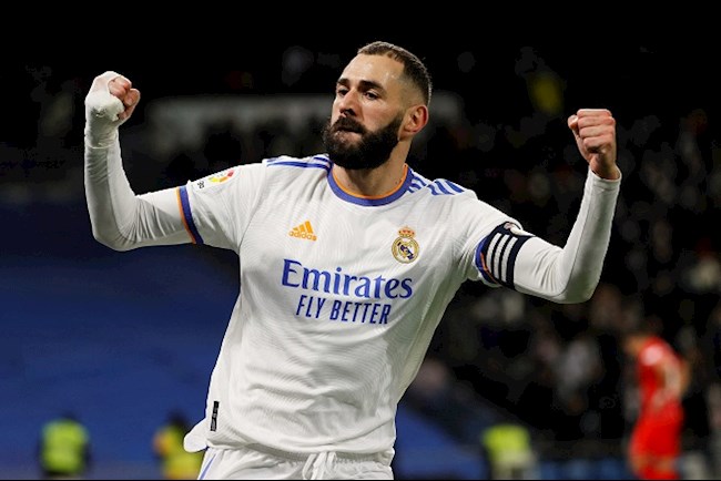 Choáng váng với phong độ của Karim Benzema