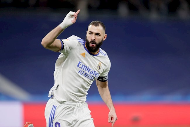 Benzema mở tỷ số ở trận derby thành Madrid