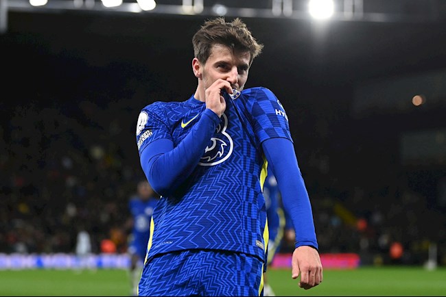 Mason Mount đưa Chelsea vượt lên