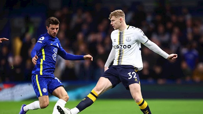 Chelsea đang chơi áp đảo hoàn toàn