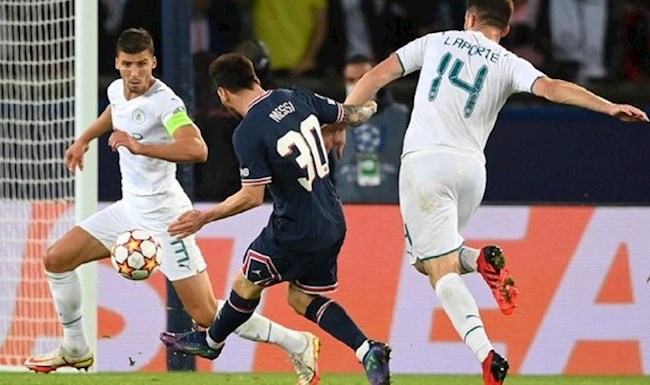 Bàn thắng của Messi vào lưới Man City được vinh danh