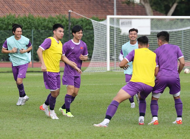 Công Phượng trở lại tập luyện cùng ĐT Việt Nam