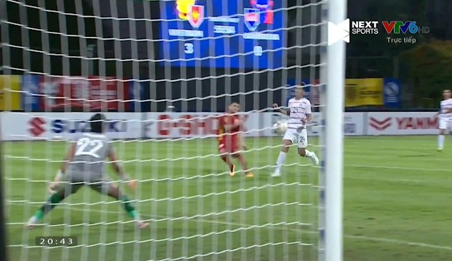 VIDEO: Quang Hải ghi bàn chân trái đẹp mắt vào lưới Campuchia