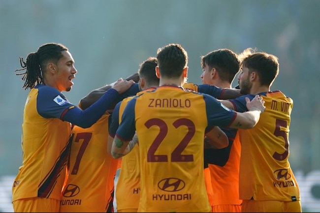 Niềm vui của các cầu thủ Roma Niềm vui của các cầu thủ Roma