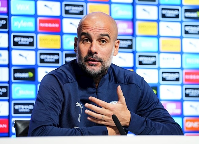 Pep cảnh báo dàn sao Man City trước Giáng sinh