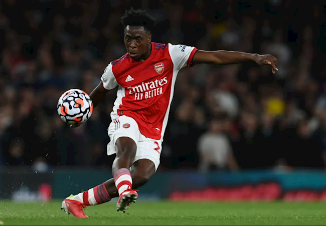Albert Sambi Lokonga là một trong ba cái tên của Arsenal dương tính với Covid-19