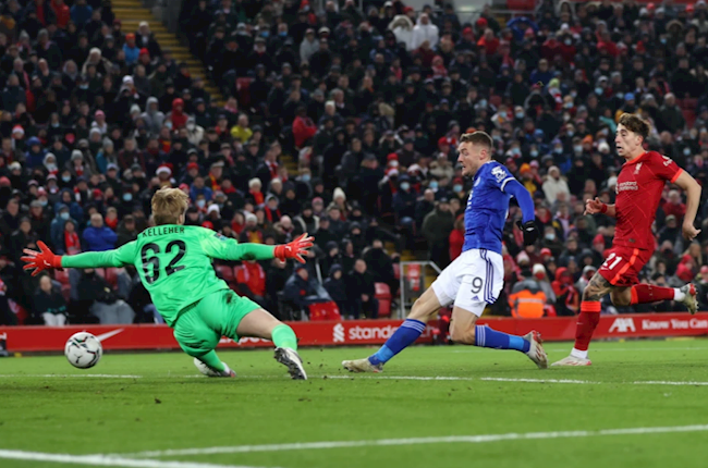 Leicester ngẩng cao đầu rời cuộc chơi