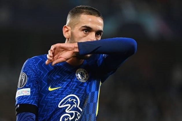 Vận đen tiếp tục đeo bám Hakim Ziyech