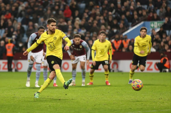 Lập cú đúp trước Aston Villa, Jorginho đi vào lịch sử Premier League